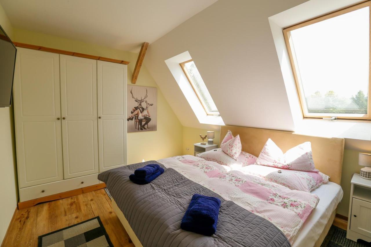 Iseroase House Deluxe Pobiedna ภายนอก รูปภาพ