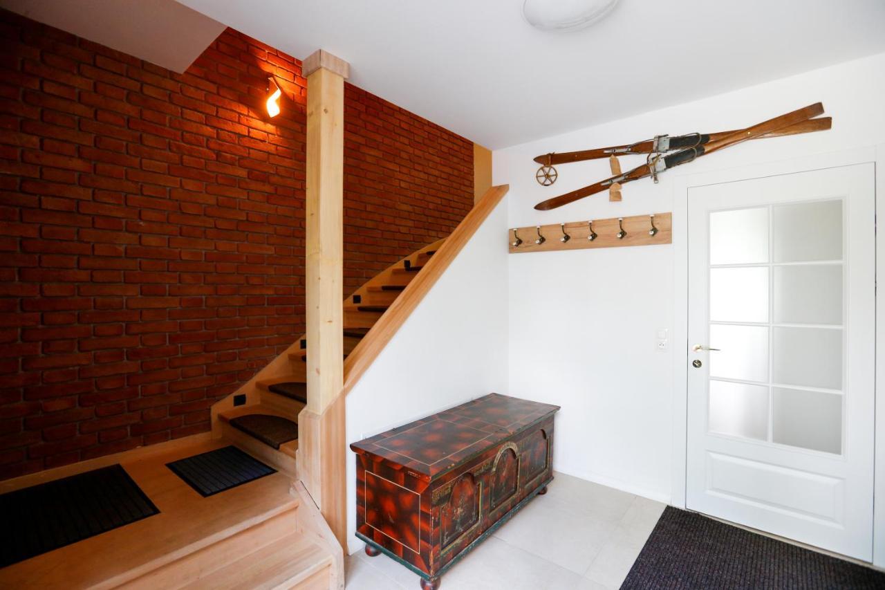 Iseroase House Deluxe Pobiedna ภายนอก รูปภาพ