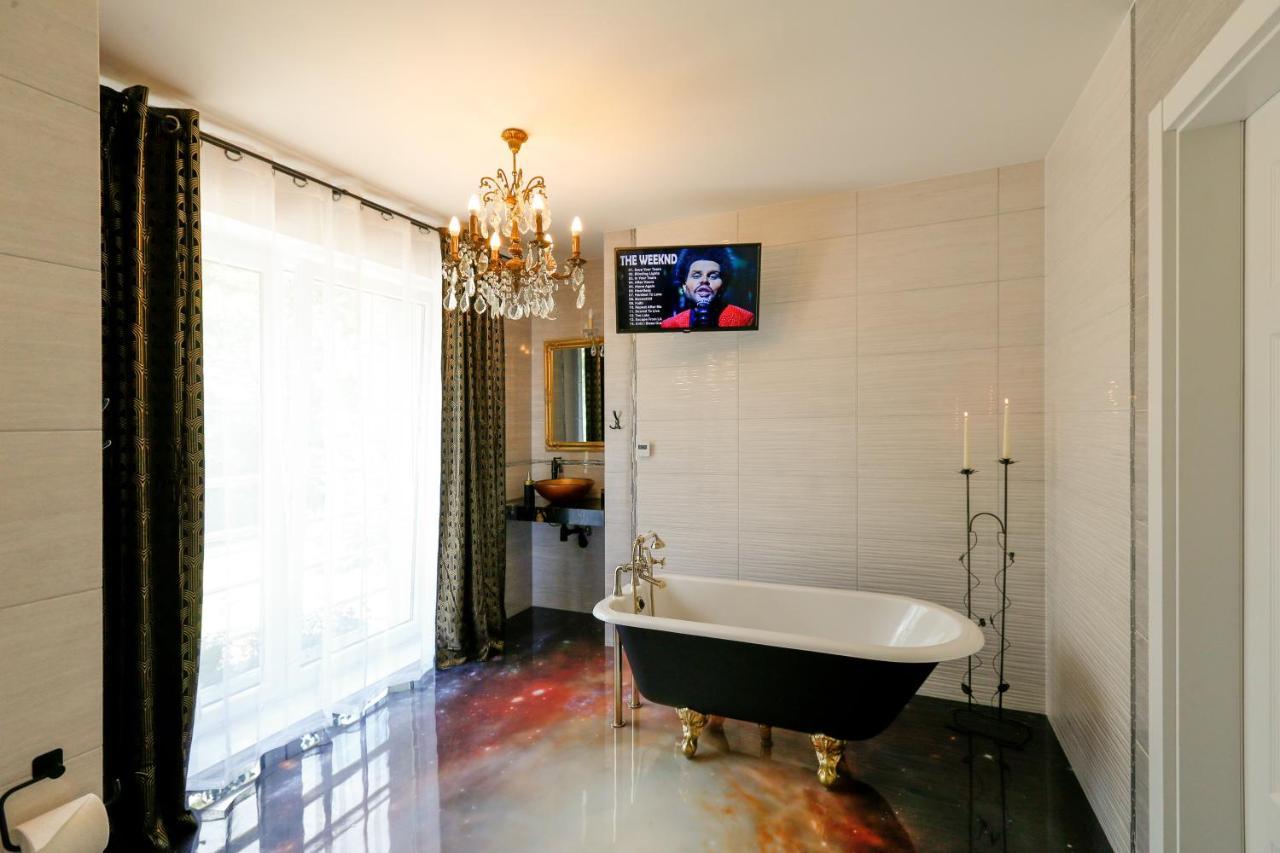 Iseroase House Deluxe Pobiedna ภายนอก รูปภาพ
