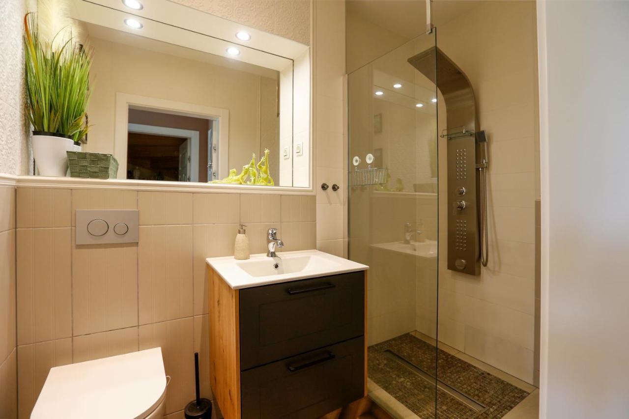 Iseroase House Deluxe Pobiedna ภายนอก รูปภาพ